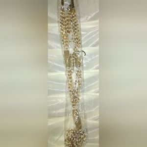 - African style   matching necklace and earrings set